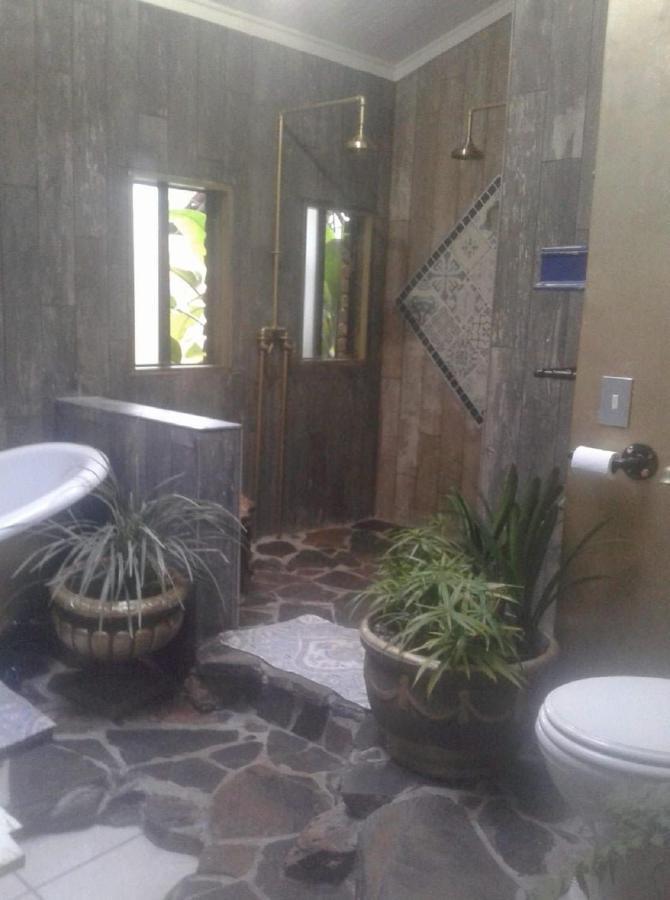 The Sabie Town House Guest Lodge Exterior photo